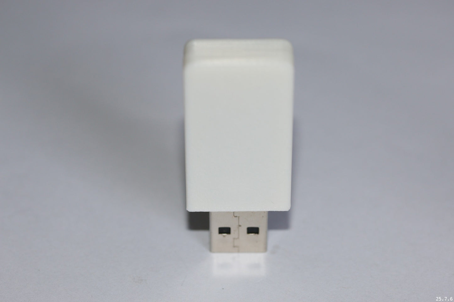 Bluetooth Proxies BLEDongle-1M For HomeAssistant By Screek (ESP32 + ESPHome + USB-A)