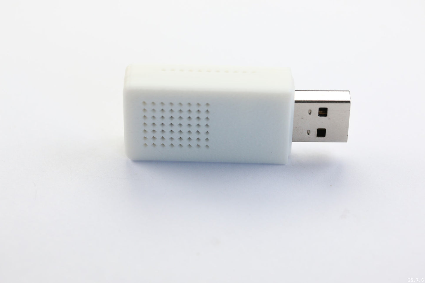 Bluetooth Proxies BLEDongle-1M For HomeAssistant By Screek (ESP32 + ESPHome + USB-A)